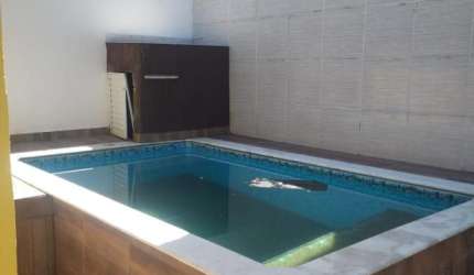 casa com piscina em mongagua /sp