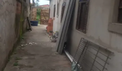 casa semi acabada em itanhaem/sp