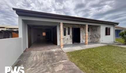 CASA COM 03 DORMITÓRIOS EM BALNEÁRIO DE TRAMANDAÍ/RS