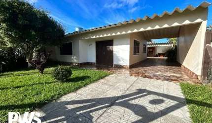 CASA COM 03 DORMITÓRIOS EM NOVA TRAMANDAÍ/RS