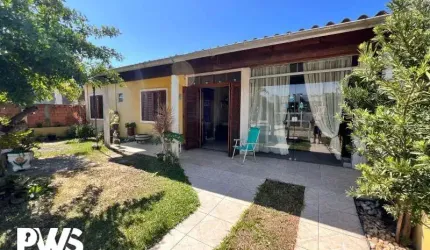 CASA COM 03 DORMITÓRIOS EM NOVA TRAMANDAÍ