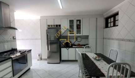 ÓTIMA LOCALIZAÇÃO.