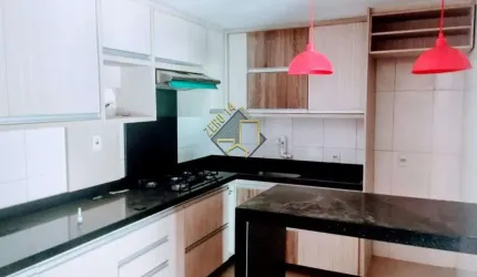 CASA Á VENDA.
