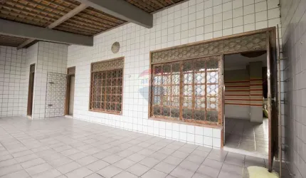 GRANDE OPORTUNIDADE! CASA EM LAGOA NOVA!