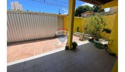 Casa Duplex em Capim Macio