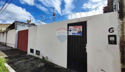 KitNet em Nova Parnamim próximo ao colégio Salesiano