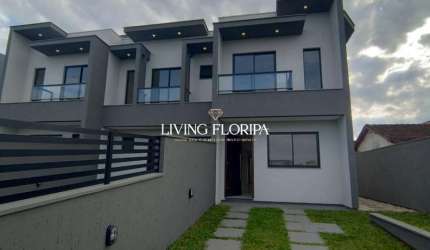 Casa com 3 quartos à venda na Nova Esperança, 462, Campeche, Florianópolis por R$ 950.000
