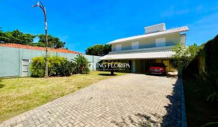 Casa com 5 quartos à venda na Servidão São Francisco de Assis, 261, Campeche, Florianópolis por R$ 3.000.000