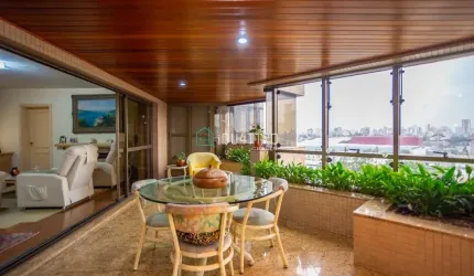 Apartamento com 4 quartos à venda na Avenida Visconde de Guarapuava, 5045, Batel, Curitiba por R$ 3.250.000