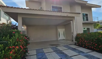 Casa em Condomínio Fechado na Ponta Negra!