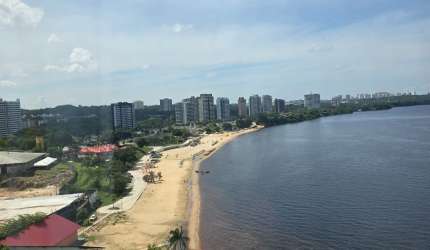 Flat Com Vista Para o Rio Negro!