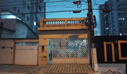 Casa 3 Dormitórios na Guilhermina Praia Grande SP $ 650.000,00