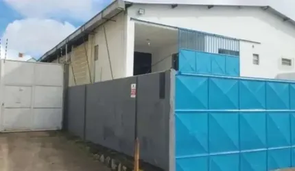 Barracão / Galpão / Depósito para alugar no Recreio Ipitanga, Lauro de Freitas , 730 m2 por R$ 15.000