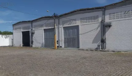 Barracão / Galpão / Depósito para alugar no Cascalheira, Camaçari , 600 m2 por R$ 9.000