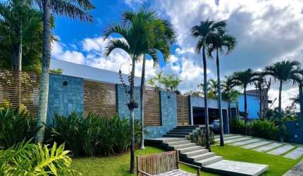 Casa em condomínio fechado com 4 quartos à venda no Alphaville (Abrantes), Camaçari  por R$ 2.700.000