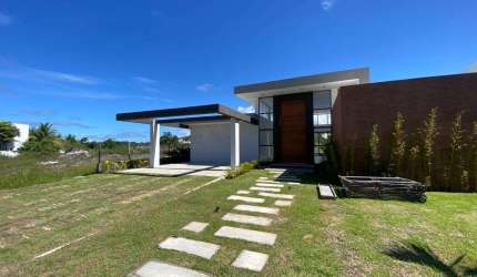 Casa em condomínio fechado com 4 quartos à venda na Praia de Busca Vida, Camaçari , 150 m2 por R$ 2.800.000