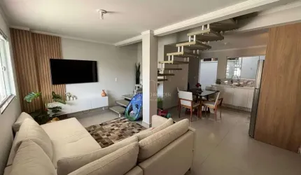Sobrado mobiliado no bairro Rio Pequeno!