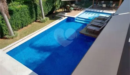 Condomínio com 4 quartos à venda em Centro - SP