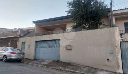 Casa com 3 quartos à venda em Vila Barão - SP