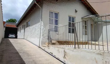 Casa com 3 quartos à venda em Jardim Simus - SP