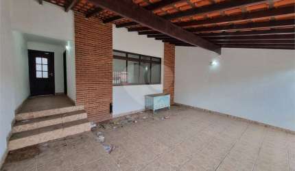 Casa com 3 quartos à venda em Wanel Ville - SP