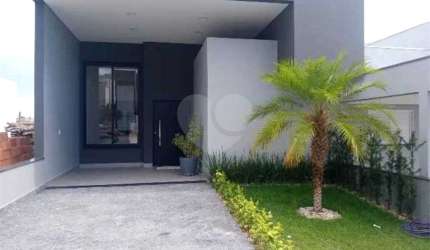 Condomínio com 3 quartos à venda em Horto Florestal - SP