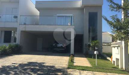 Condomínio com 3 quartos à venda em Centro - SP