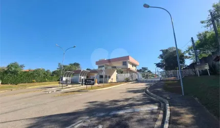 Condomínio com 3 quartos à venda em Barreirinho - SP