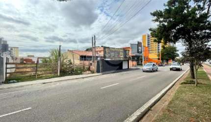 Terreno à venda em Jardim Ana Maria - SP