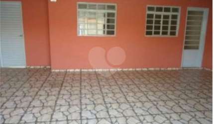 Casa com 2 quartos à venda em Jardim Wanel Ville V - SP