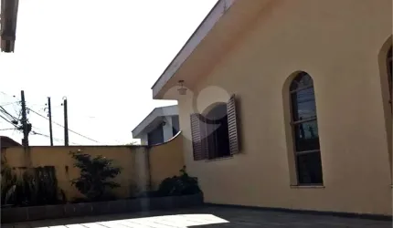 Casa com 3 quartos à venda em Parque Bela Vista - SP