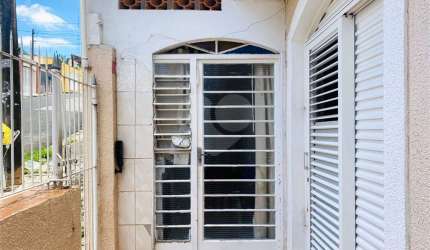 Casa com 3 quartos à venda em Vila Carvalho - SP