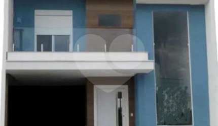 Condomínio com 3 quartos à venda em Cajuru Do Sul - SP