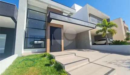 Condomínio com 3 quartos à venda em Cajuru Do Sul - SP
