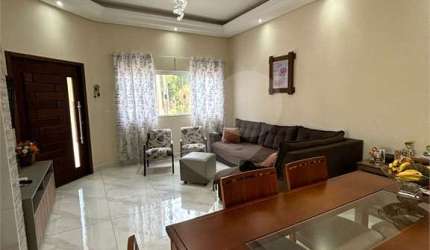 Condomínio com 3 quartos à venda em Jardim Residencial Campos Do Conde - SP