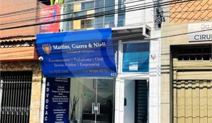 Prédio inteiro à venda ou para locação em Centro - SP