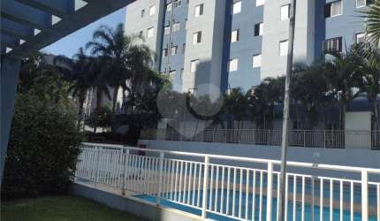 Apartamento com 2 quartos à venda ou para locação em Parque Campolim - SP