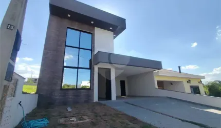 Condomínio com 3 quartos à venda em Cajuru Do Sul - SP