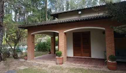 CASA A VENDA EM ALDEIA DA SERRA