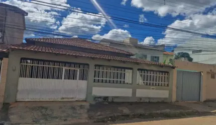 Casa para Venda em Brasília, Vila São José (São Sebastião), 3 dormitórios, 1 suíte, 2 banheiros, 3 vagas