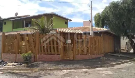 Casa com 3 quartos à venda no Jardim Hikare, São Carlos , 235 m2 por R$ 750.000