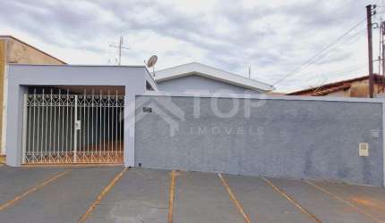 Casa para venda e locacao com 3 quartos no Vila Nery, Sao Carlos