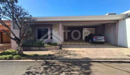 Excelente casa terrea de 3 dormitorios com 2 suites no Res. Eldorado