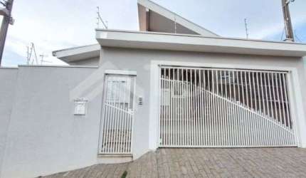 Casa com 4 quartos para alugar no Jardim Gibertoni, São Carlos , 220 m2 por R$ 4.400