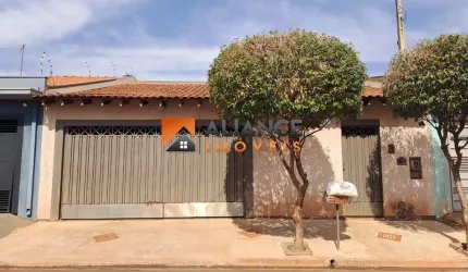 Casa com 2 quartos à venda no Jardim Santa Lucia, Sertãozinho , 163 m2 por R$ 280.000