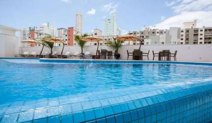 Apartamento à venda no bairro Centro em Balneário Camboriú/SC