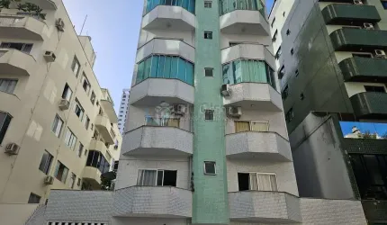 Apartamento à venda no bairro Centro em Balneário Camboriú/SC