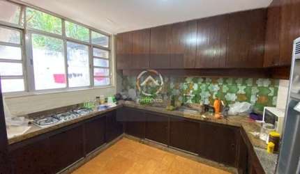Maravilhosa Casa com muito verde em Pendotiba  -  Niterói