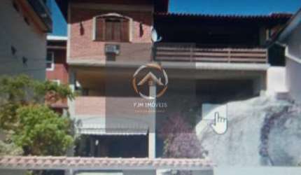 Casa em Itaipu 200m da entrada de Itacoatiara  -  Niterói