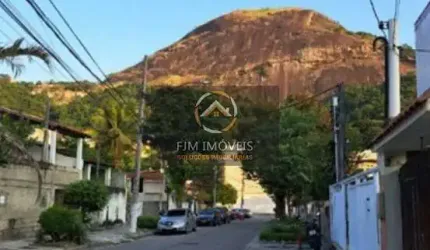 Casa em São Francisco  -  Niterói